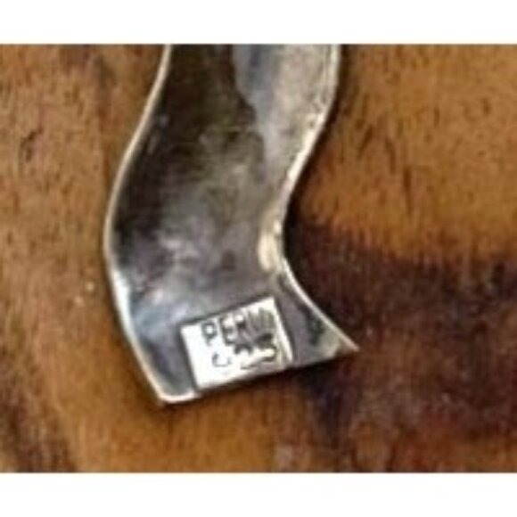 Silver 925 Mixed Metal Pendant from Peru Abstract Triangle Wavy Dangling Tail - Picture 4 of 6